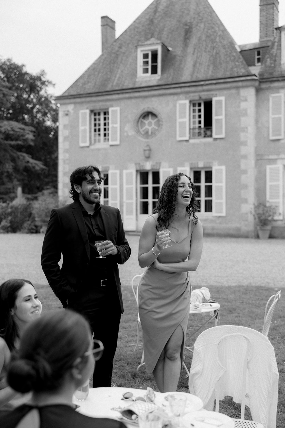 chateau wedding paris guests cocktail hour